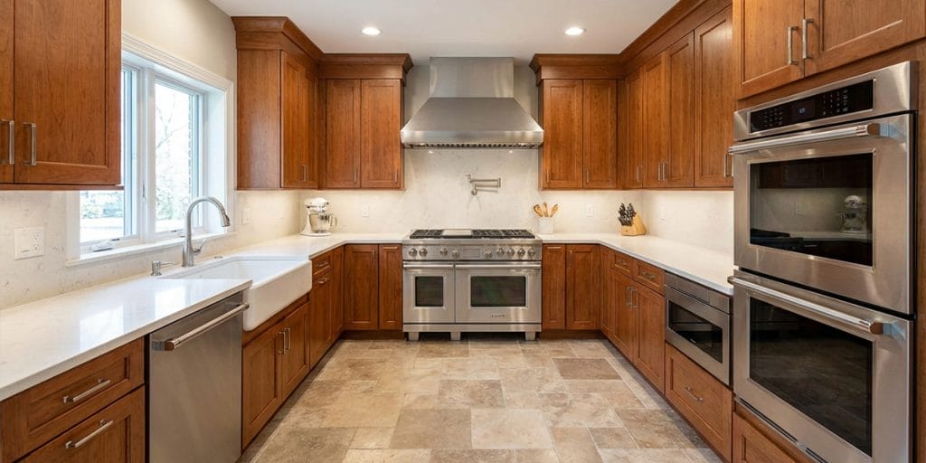 U-Shaped large kitchen