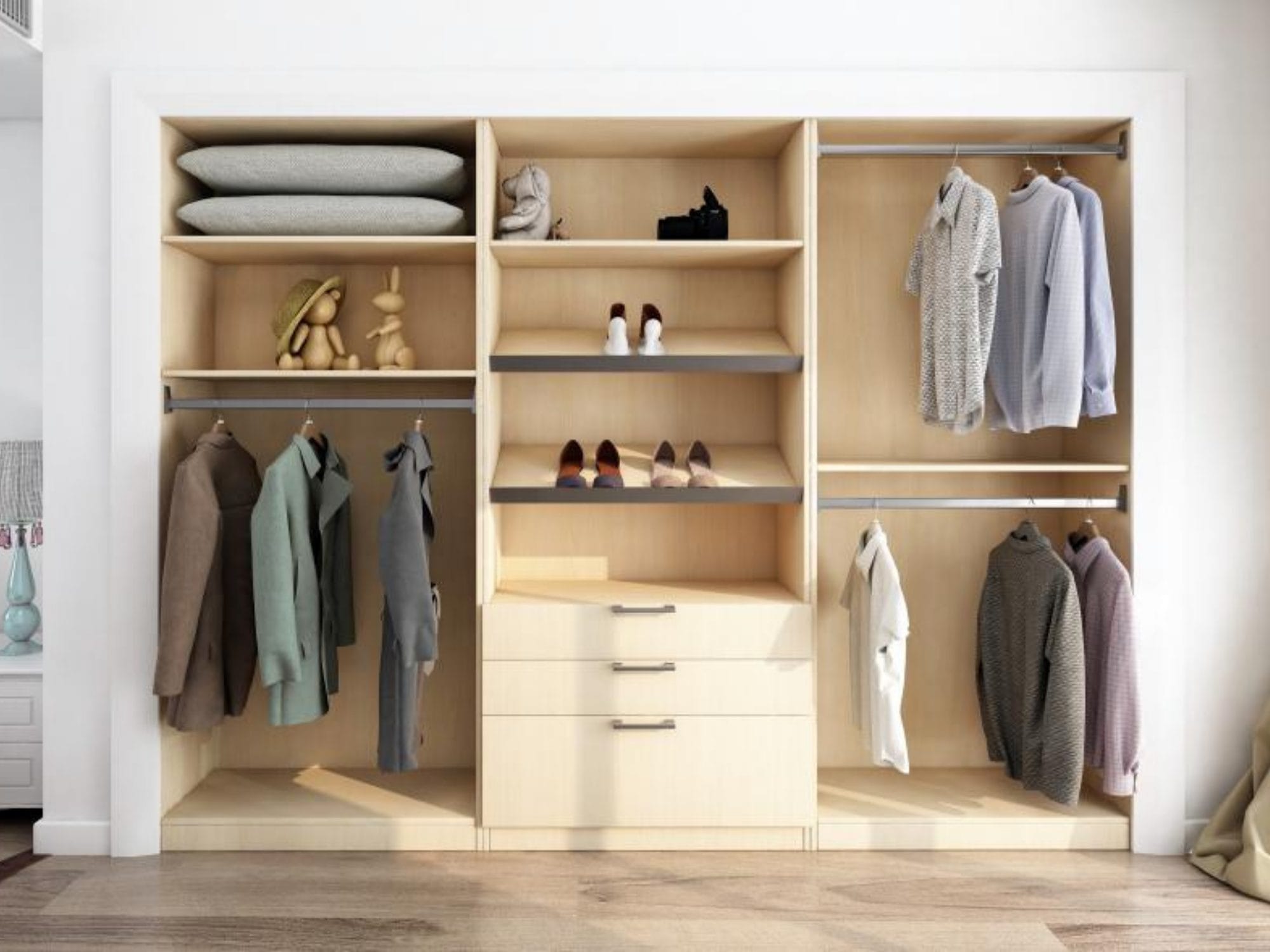 Natural Grain Oak Closets